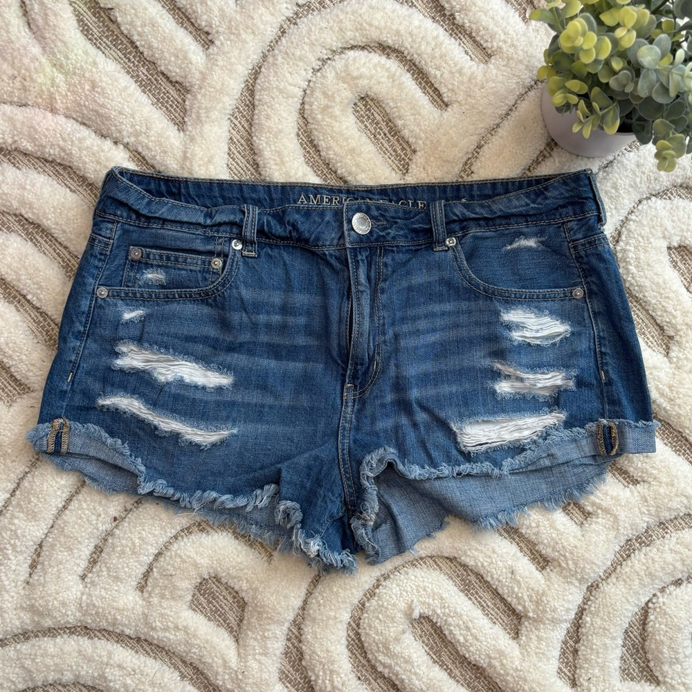 American Eagle Distressed High Rise Shorts Womens Plus Size 14